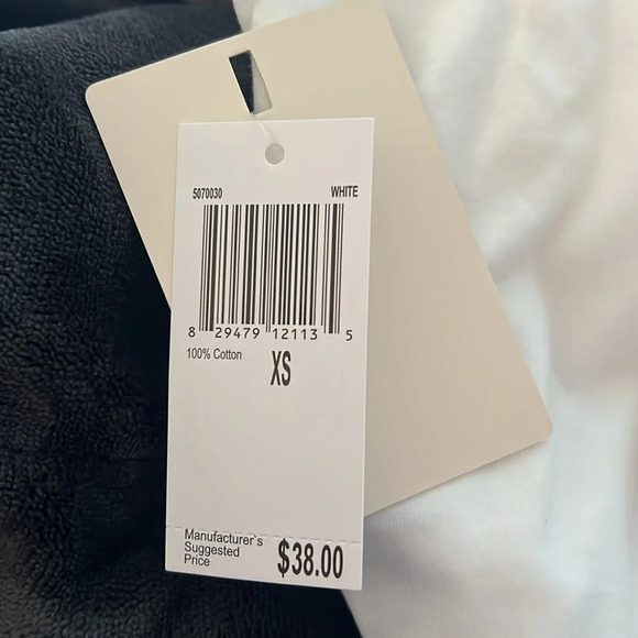 Brand new with tags white T Shirt - Picture 3 of 3